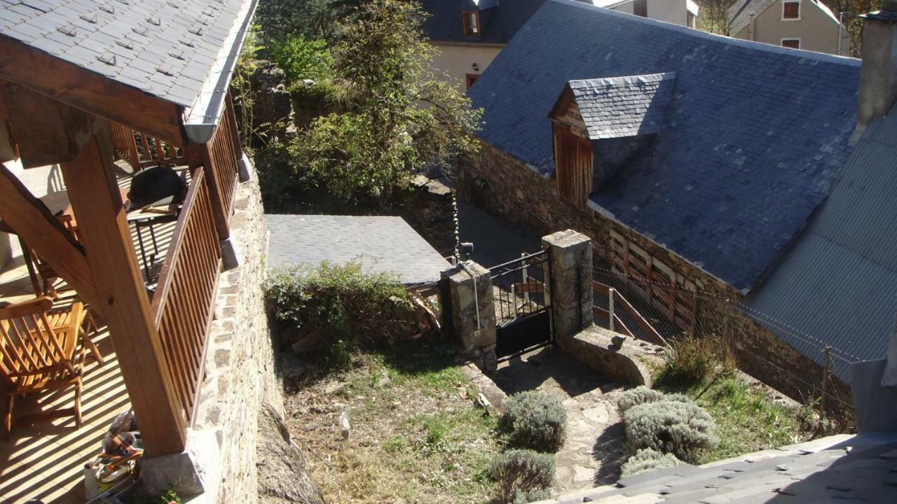 Gite Familial Fouga Bareilles Exterior photo